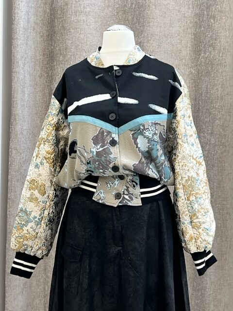 Bomber Jacke von NÜ